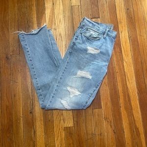 32/36 distressed American Eagle